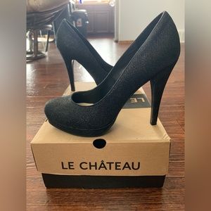 Le Chateau Black Pumps/Heels